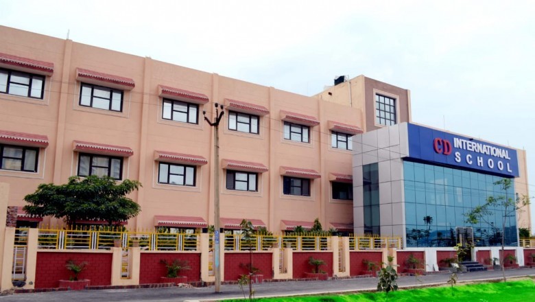 The CD International School