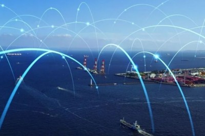 Shipping risk management companies.