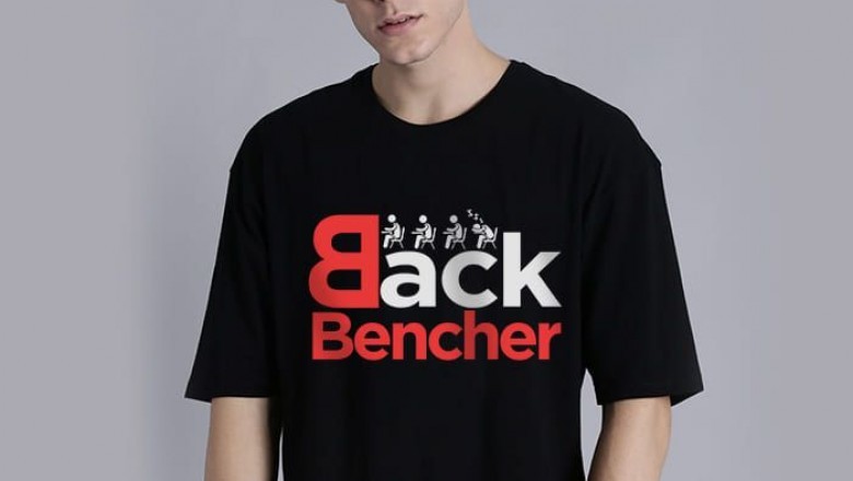 Few of the Benefits of Shopping Loose T-Shirts for Men Online