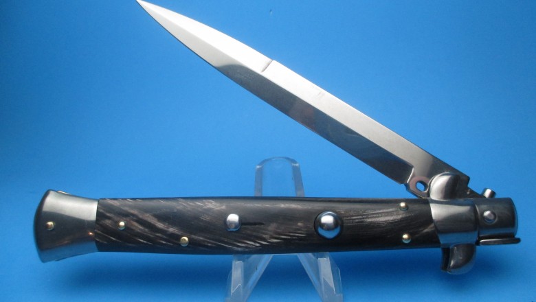 Switchblade