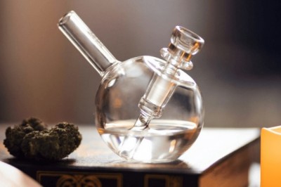 How Can I Buy Online Glass Bongs