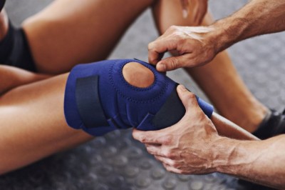 Sports Medicine focuses on aiding people to recover from injury, improve their sporting performance and prevent further injury