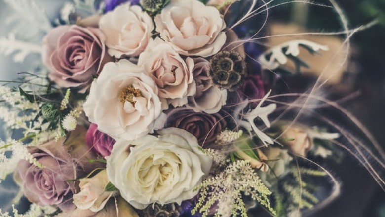 Choosing the Right Sola Wood Flower Bouquet
