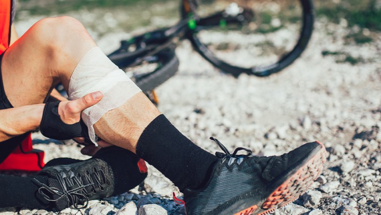 Visit Sport physiotherapist to treat your sports injury