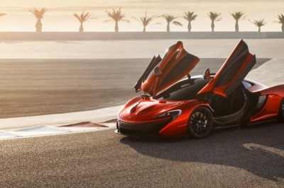 Before You Rent a Luxury Car in Dubai