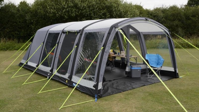 Camping in an inflatable tent is a very easy and fun way to enjoy the outdoors in the wilderness, and it is very easy to set up.