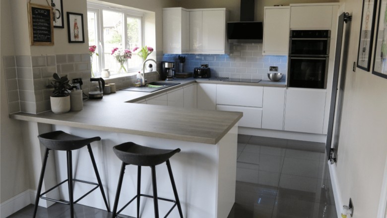 Replacement Kitchen Doors and Complete DIY Kitchens
