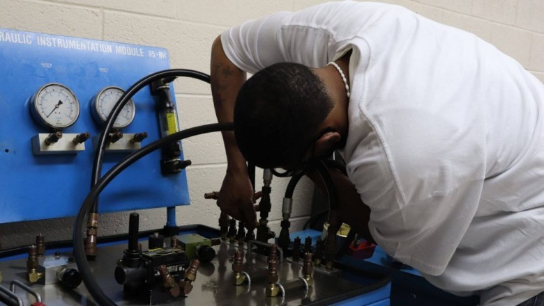 Benefits of Electrician Program to become a certified electrician