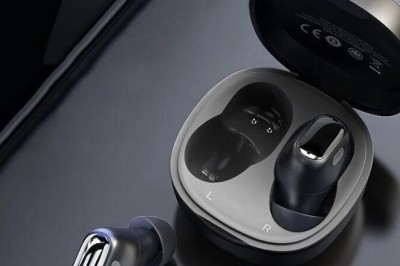2021 Best Selling  Wireless Earphones WM01 Black In Pakistan - Sadabahaar.