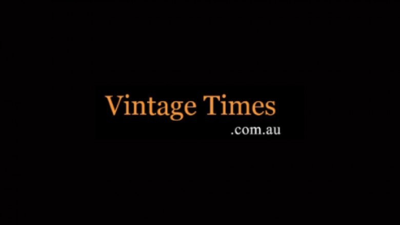 Unique and Modern Art Deco Bakelite Bracelets - Vintage Times