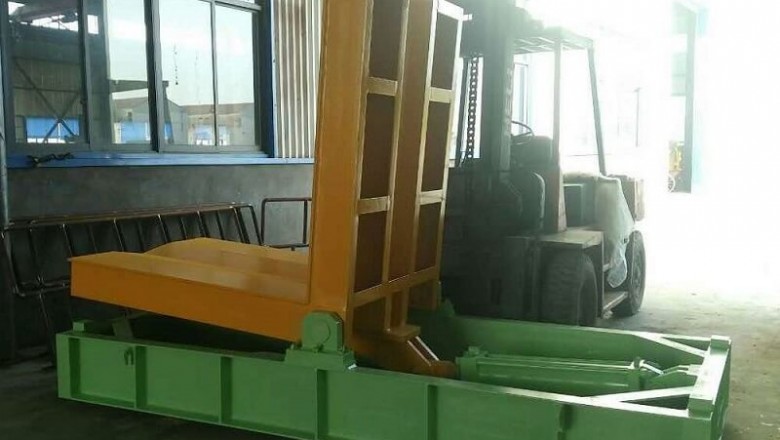 Coil tipper