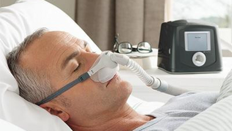 A sleeping apnea diagnostic system records brain waves, heart rate, breathing, oxygen levels, and eye movements