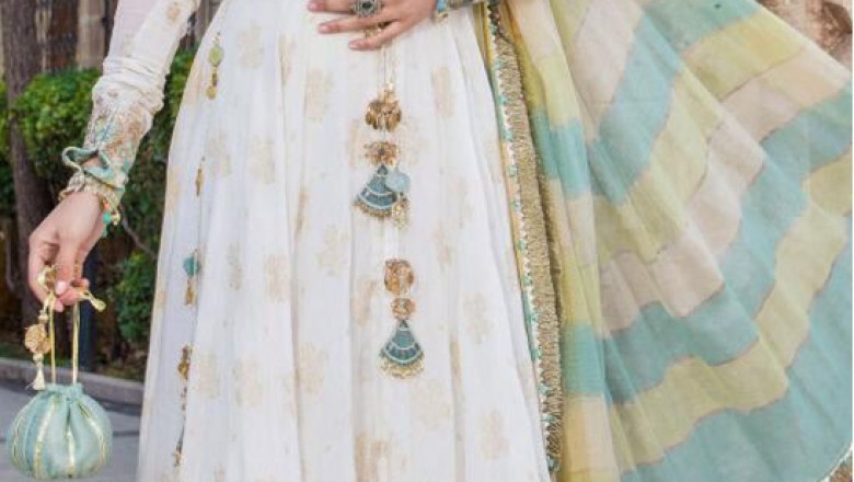 3 Pieces Embroidered Net Dupatta Lawn Suits