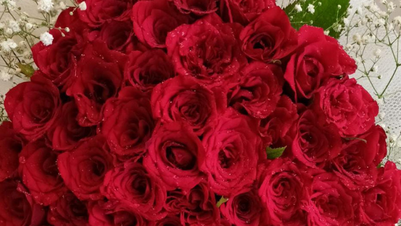 5 Types of Birthday and Anniversary Flowers