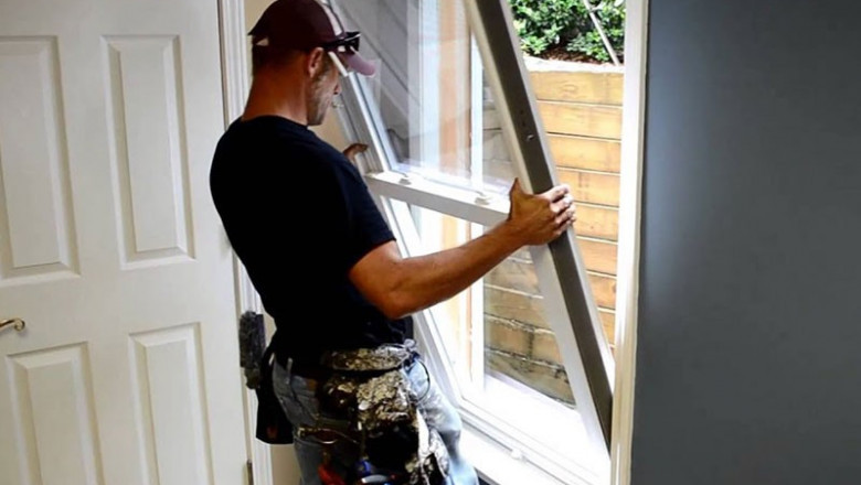 Same-Day Home Window Glass Replacement & Repair Services - Siding Installation