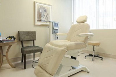 Best Plastic Surgery or Cosmetic Surgery by the Best Plastic Surgeon in the Dubai