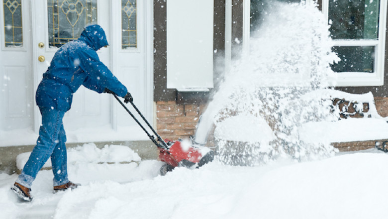 Custodia: Providing Excellent Senior Care and Lawn Maintenance Services