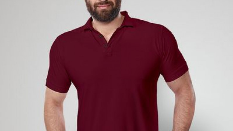Cool piece of clothing available at the online shopping in mumbai