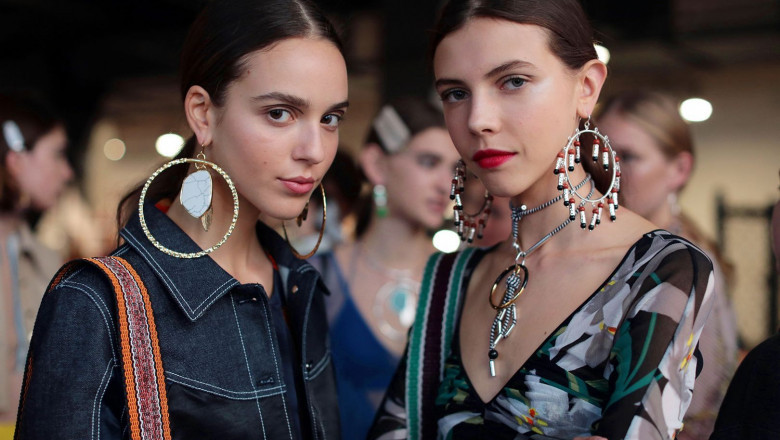 Ladies Accessories Wholesale – The Pro Tips for Retailers!