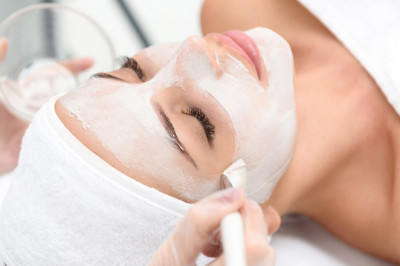 Wonderful Skincare Solutions at London and Surrey Beauty Clinic