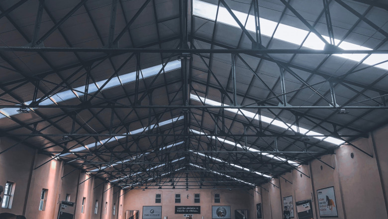 Top 4 Polycarbonate Sheets Used For Roofing