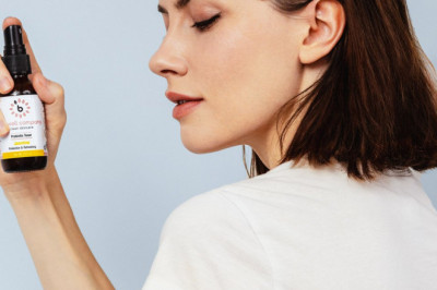 3 Ways to Incorporate Probiotics Into Your Skincare Routine