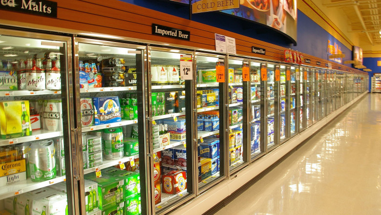Global Commercial Refrigeration Market Size, Growth Opportunities, Trends by Manufacturers, Regions, Application & Forecast to 2030