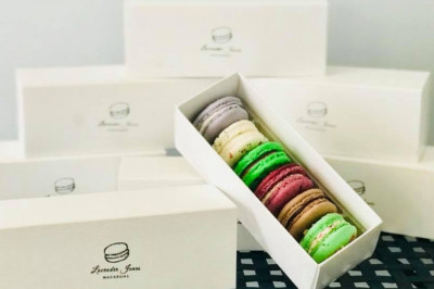 Cost-Effective Custom Macaron Boxes
