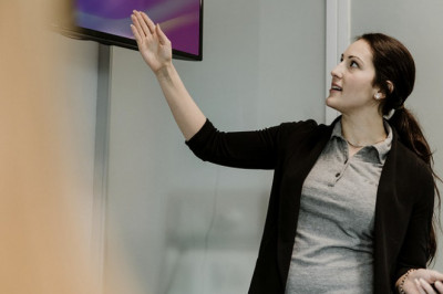 The 6 best things about long haul English review customized