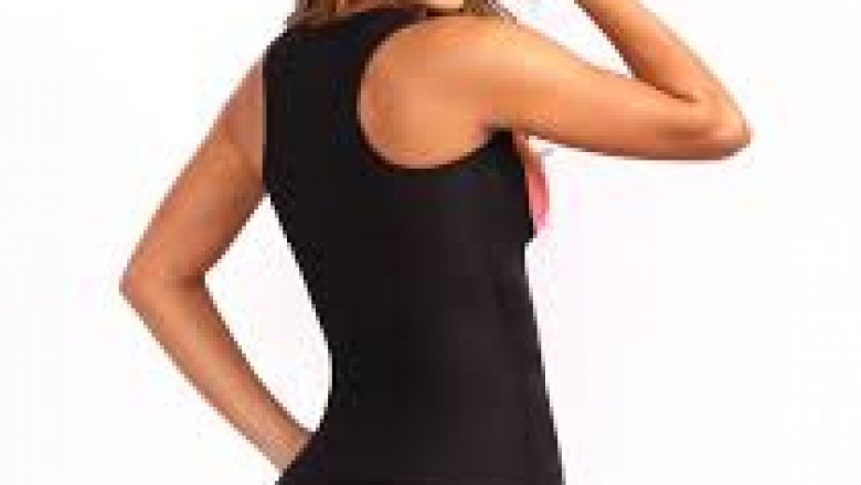 how to put on a waist trainer