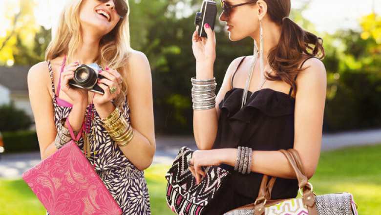 Womens Fashion Accessories Wholesale – Tips To Stock Womens Fashion Accessories Wholesale Uk!