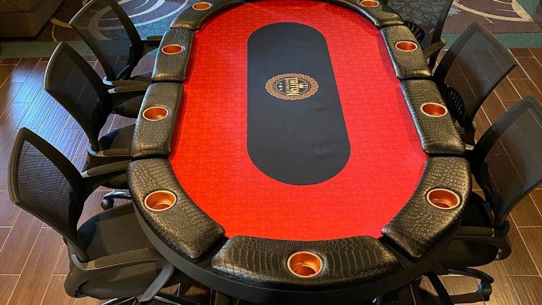Poker Table Folding