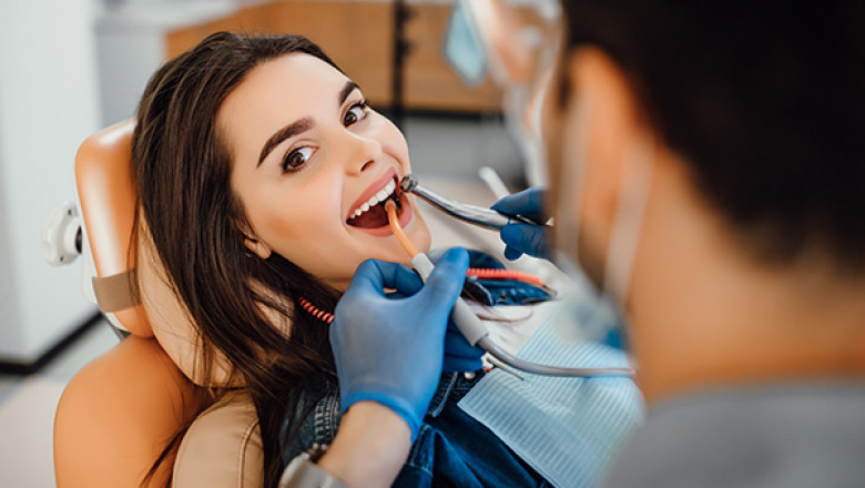 Should You Whiten Your Teeth When You Have Dental Implants?