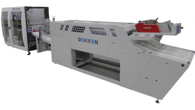 Automatic T-Shirt Folder