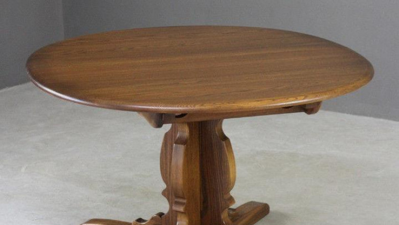 Mid Century Modern Furniture