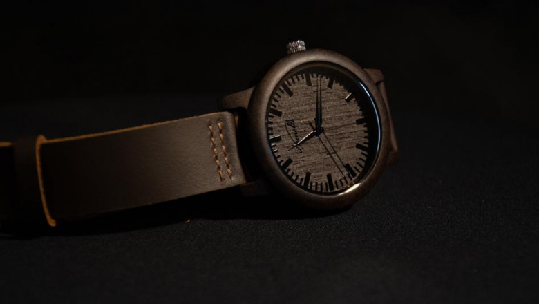 Buy the best wooden watches online - Wood watch Canada