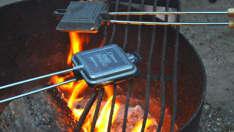 25 GOTTA-HAVE FIRE PIT ACCESSORIES FOR YOUR NEXT BACKYARD BURN