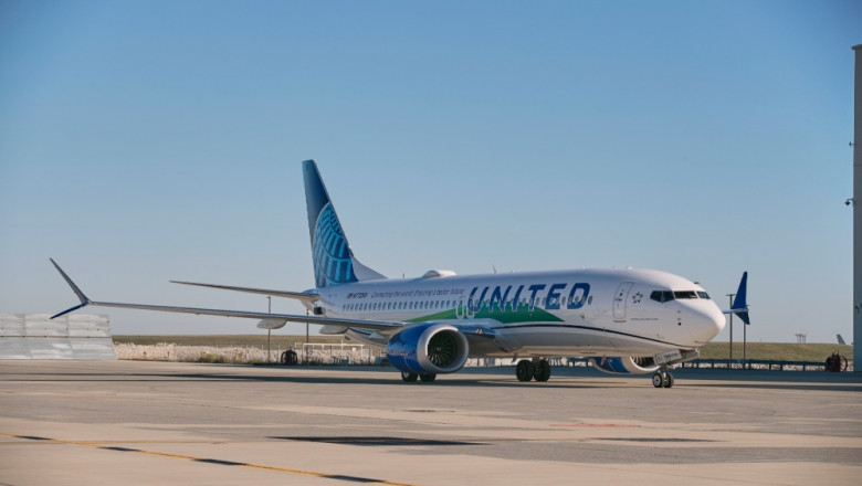 United Airlines operates 100 percent sustainable fuel commercial flight