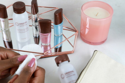 4 Ways to Simplify Your Life in the Busiest Times of the Year with Mineral Makeup