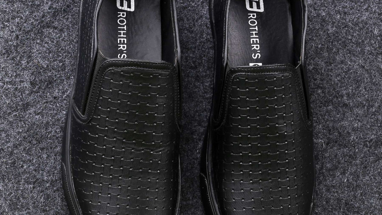 Fashionable Canvas Shoes for Men | MrBaniye