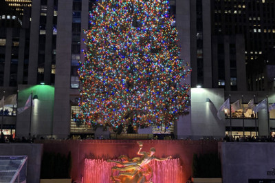 TRADITIONAL WAYS TO CELEBRATE CHRISTMAS IN AMERICA