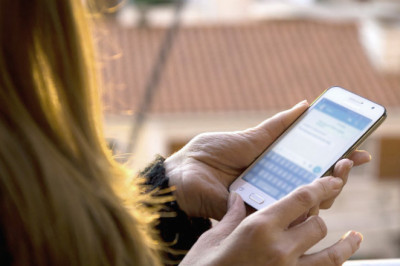 OVERCOMING ANXIETY CAUSED BY READ RECEIPTS ANXIETY AND TIPS TO MANAGE IT