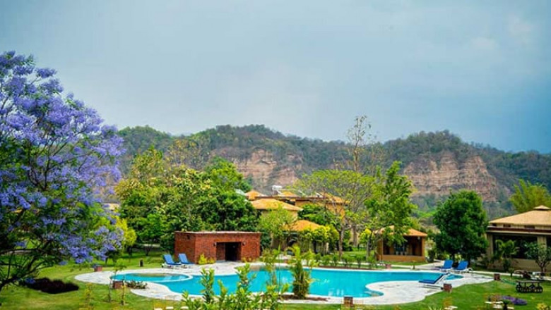Best Resort In Jim Corbett