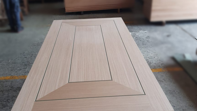 Book-matched Panels and White oak Artificial Veneered Door