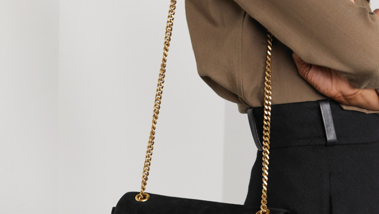 Saint Laurent Bags Outlet Bearing the name of one