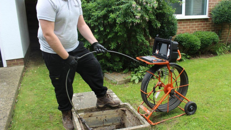 Blocked toilet repairs in London