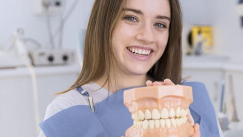 WHAT ARE DIFFERENT TYPES OF DENTAL IMPLANTS