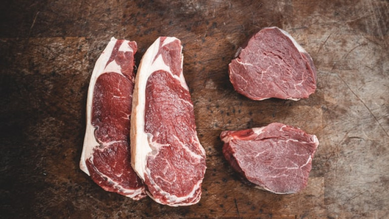 Three minutes to tell you whether dogs can eat raw meat or not