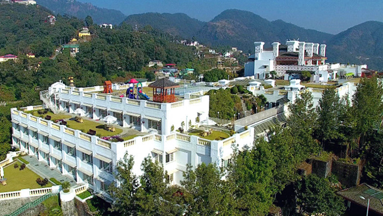 About Staying in a Luxury Hotel for an average Traveller