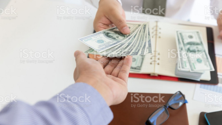 How Do Same Day Loans Direct Lenders Prove a Great Helping Hand?